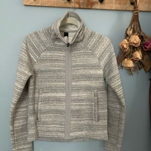 Women’s Adidas Fleece Jacket Size XS LIKE NEW